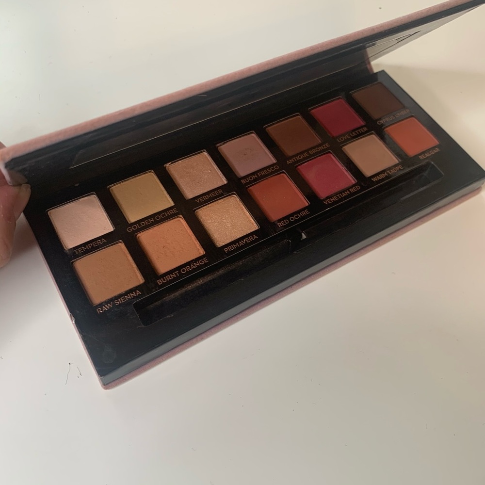 Anastasia Beverly Hills MODERN RENAISSANCE pallete